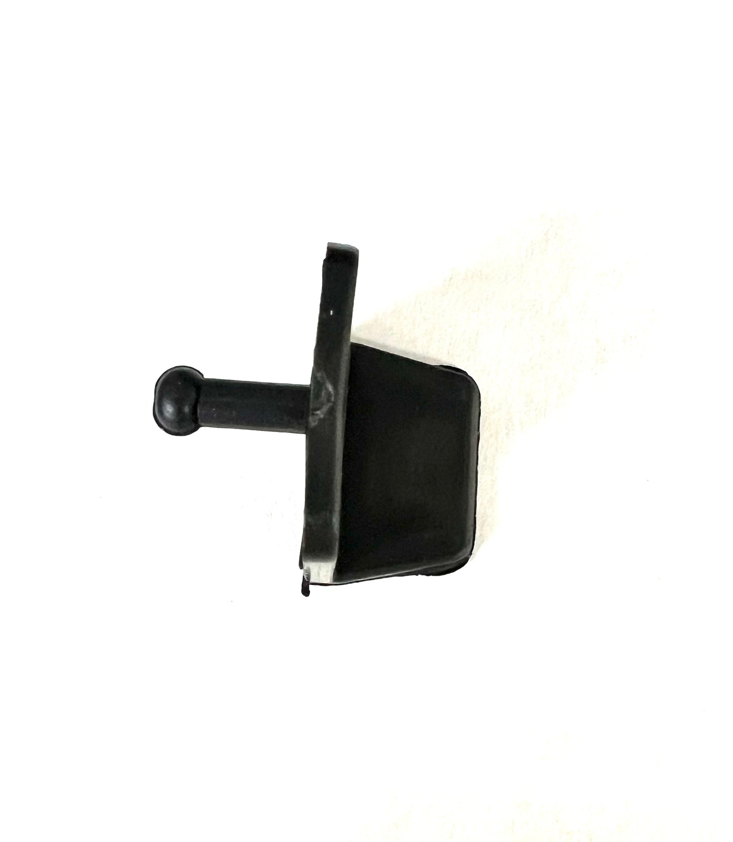 LNA 6 Arrow Strap On Quiver Replacement Peg